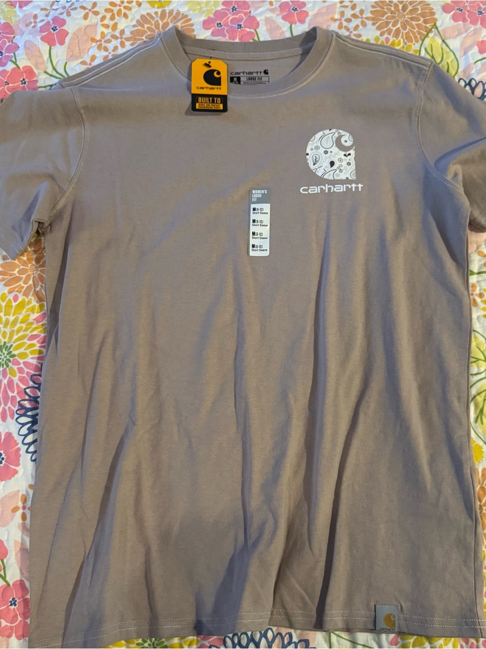 NWT medium WOMENS carhartt tshirt